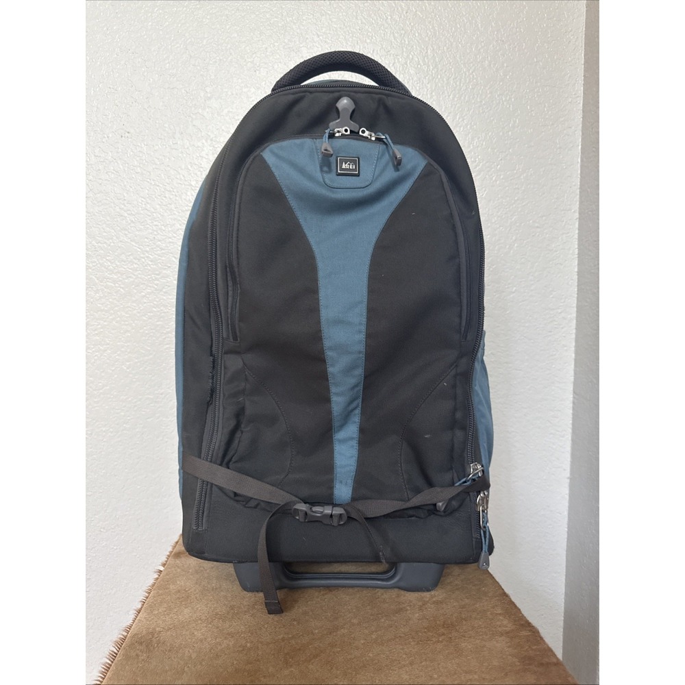 REI Explorer Expedition Wheeled Rolling Travel Backpack‎ Luggage Gray/blue